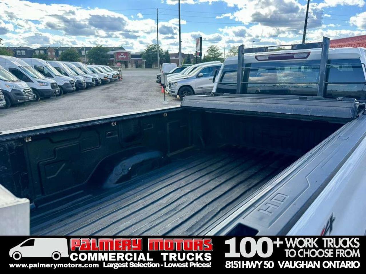 2022 Chevrolet SILVERADO 2500HD Double Cab 4X4 8FT Box + Tailgate Photo