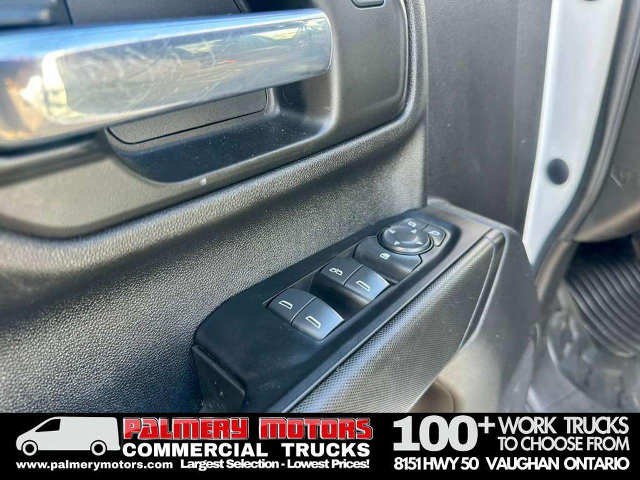 2022 Chevrolet SILVERADO 2500HD Double Cab 4X4 8FT Box + Tailgate Photo