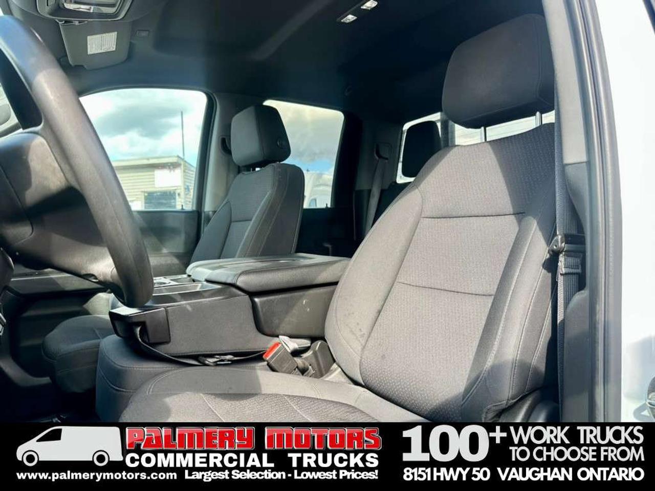 2022 Chevrolet SILVERADO 2500HD Double Cab 4X4 8FT Box + Tailgate Photo
