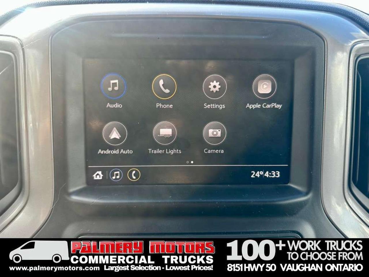 2022 Chevrolet SILVERADO 2500HD Double Cab 4X4 8FT Box + Tailgate Photo