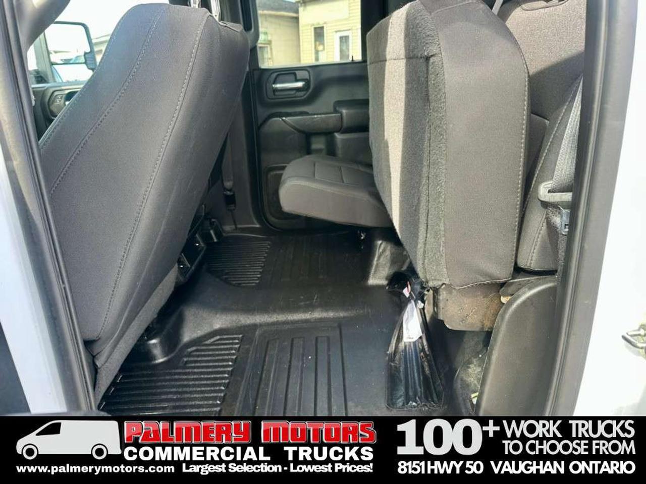 2022 Chevrolet SILVERADO 2500HD Double Cab 4X4 8FT Box + Tailgate Photo
