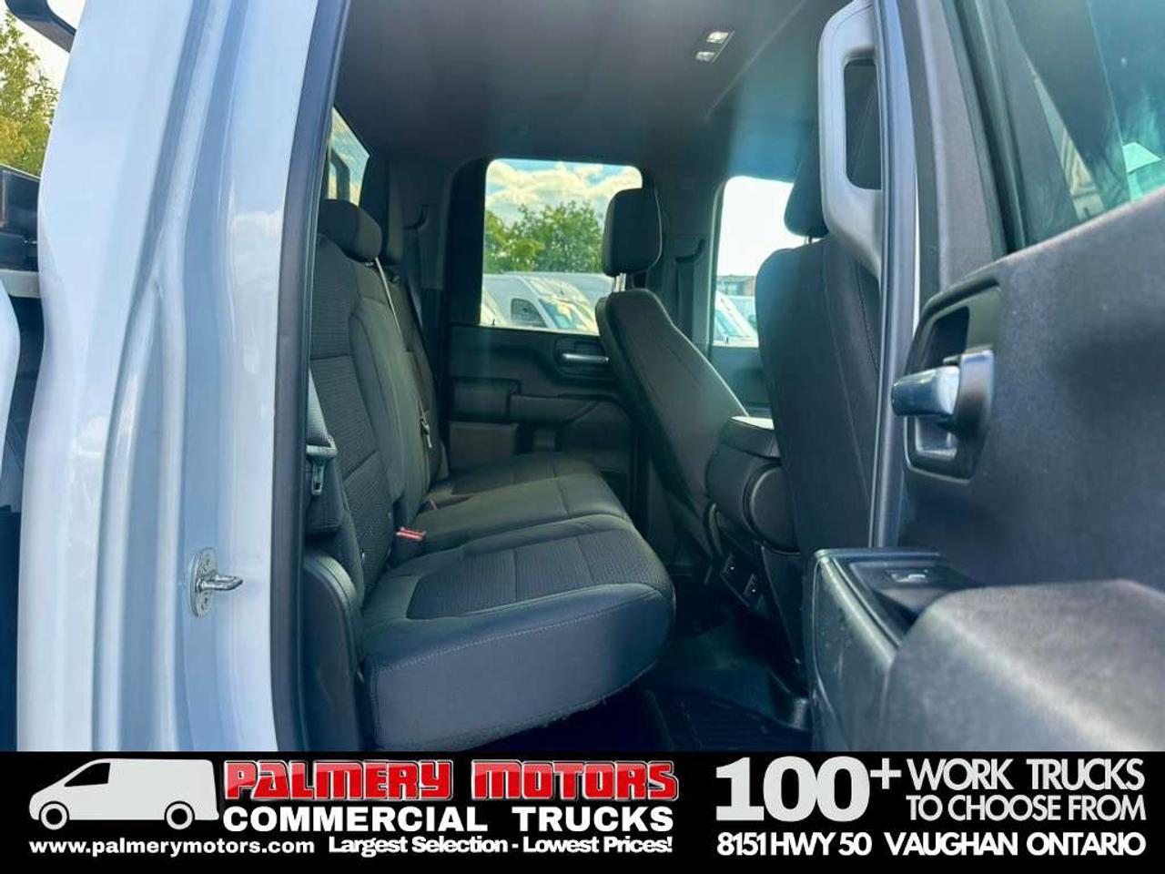 2022 Chevrolet SILVERADO 2500HD Double Cab 4X4 8FT Box + Tailgate Photo