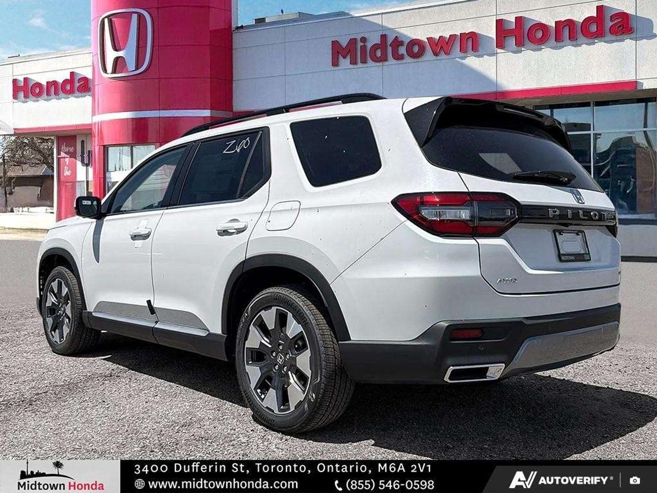 2026 Honda Pilot Touring AWD Photo