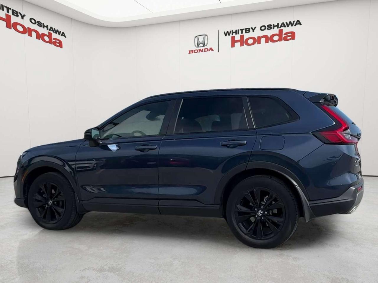 2026 Honda CR-V Touring Photo3