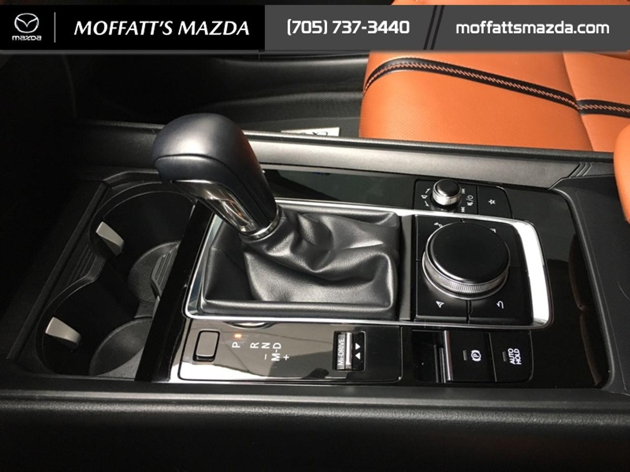 2024 Mazda CX-50 GT Turbo Photo