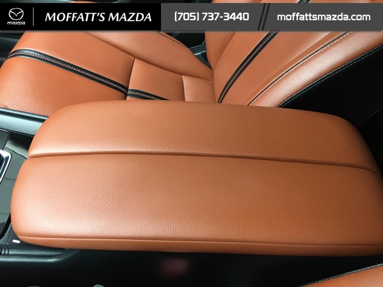 2024 Mazda CX-50 GT Turbo Photo