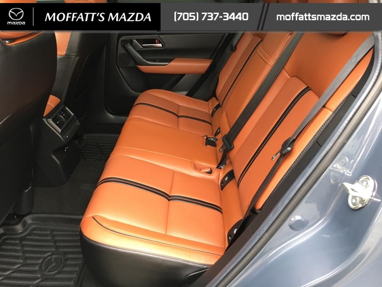 2024 Mazda CX-50 GT Turbo Photo