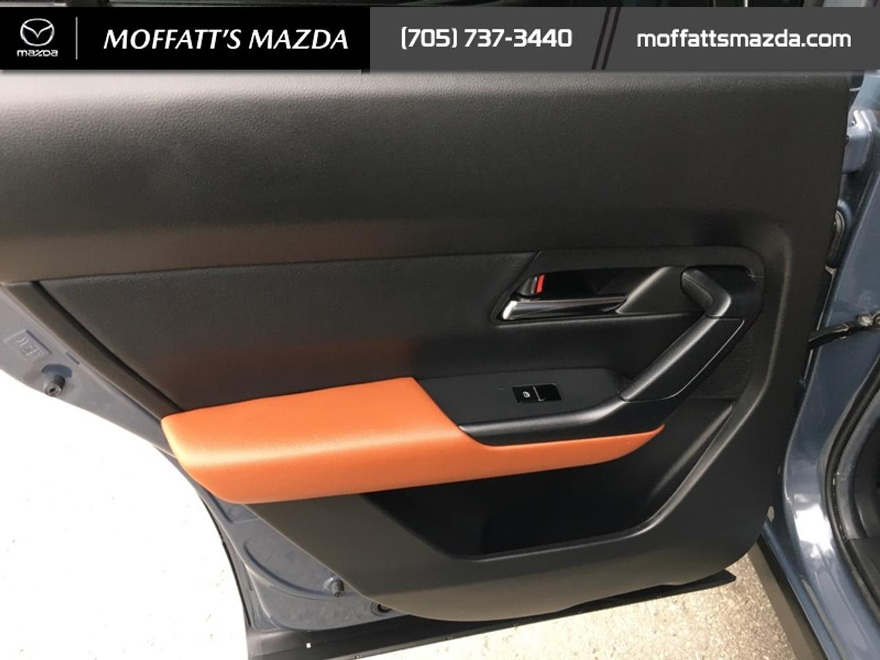 2024 Mazda CX-50 GT Turbo Photo