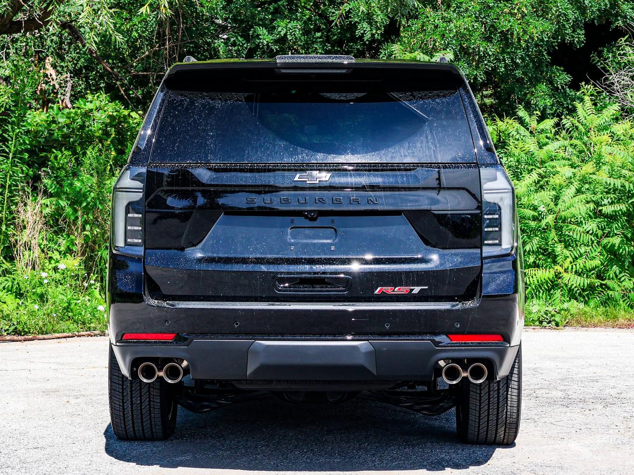 2026 Chevrolet Suburban RST Photo