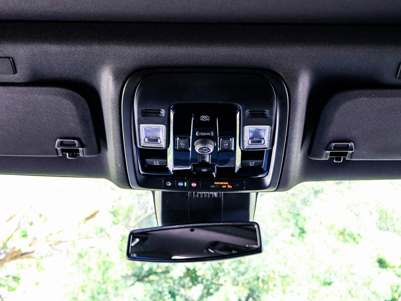 2026 Chevrolet Suburban RST Photo