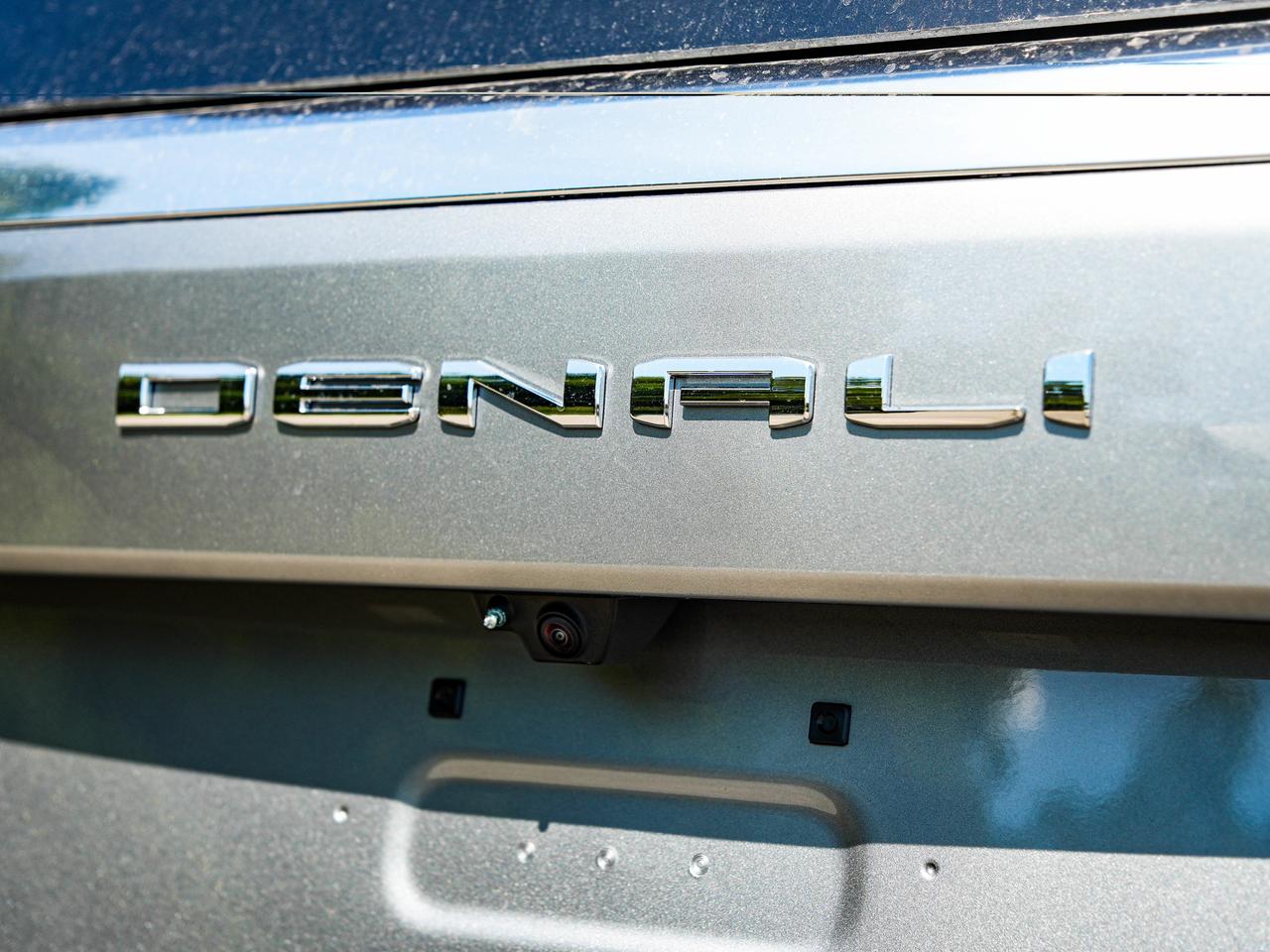 2026 GMC Yukon XL Denali Photo