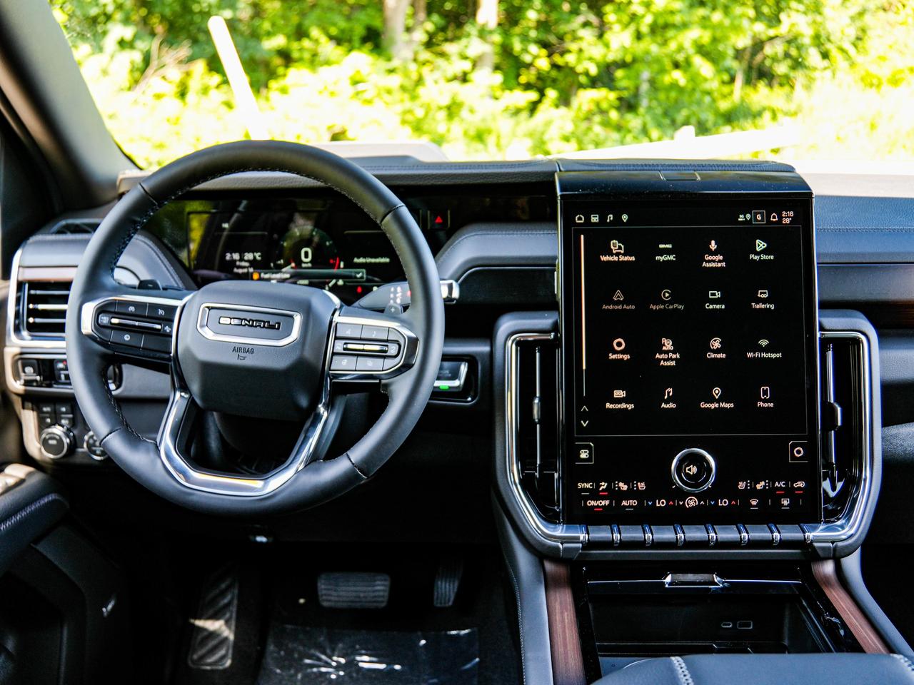 2026 GMC Yukon XL Denali Photo