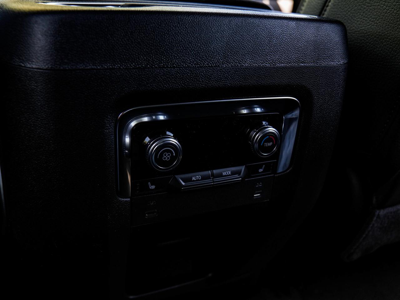 2026 GMC Yukon XL Denali Photo
