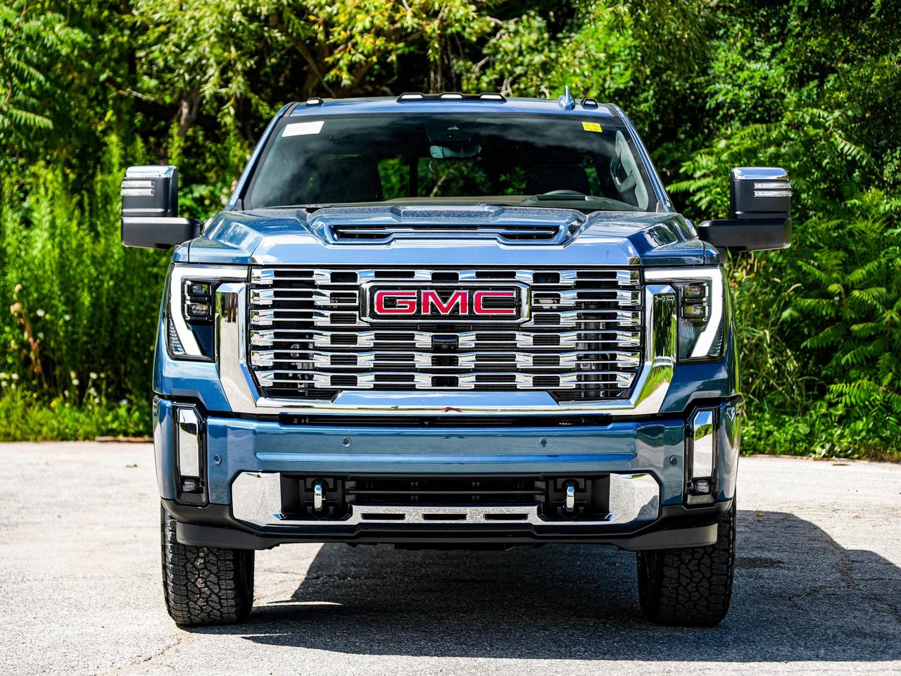2026 GMC SIERRA 2500HD DENALI Photo