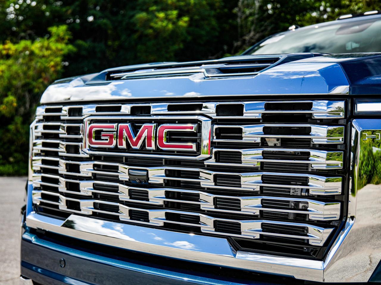 2026 GMC SIERRA 2500HD DENALI Photo