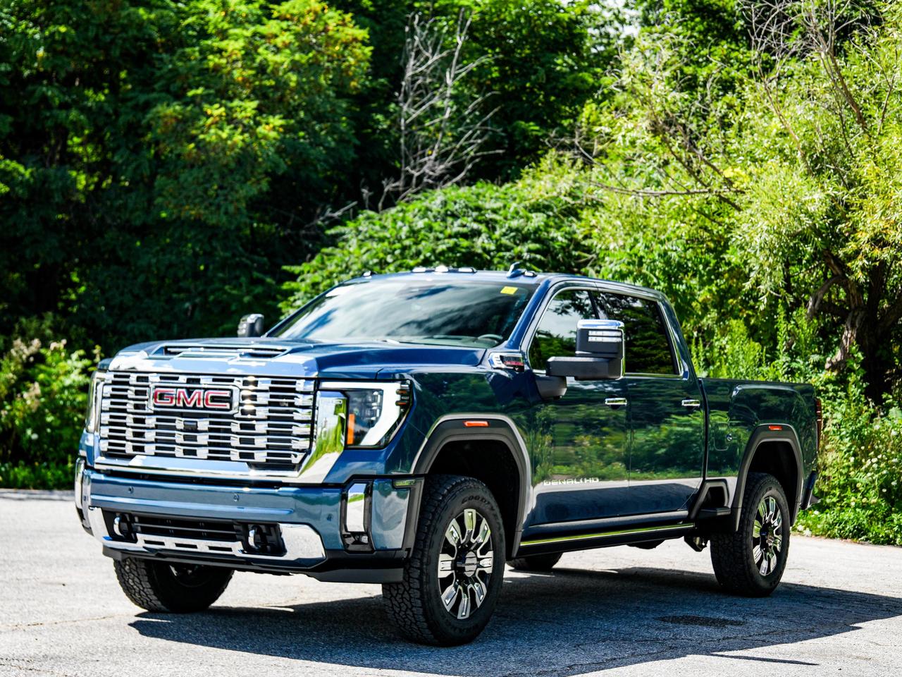 2026 GMC SIERRA 2500HD DENALI Photo