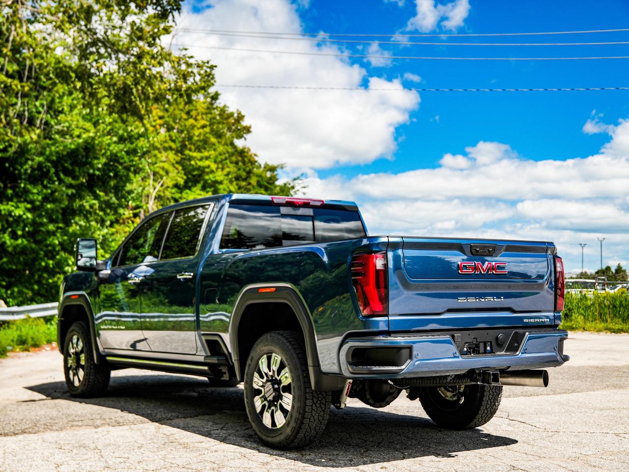 2026 GMC SIERRA 2500HD DENALI Photo
