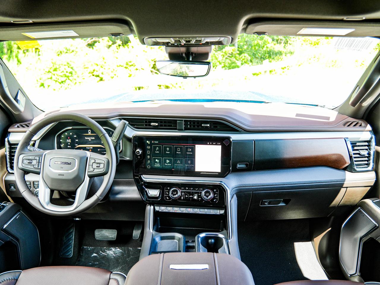 2026 GMC SIERRA 2500HD DENALI Photo