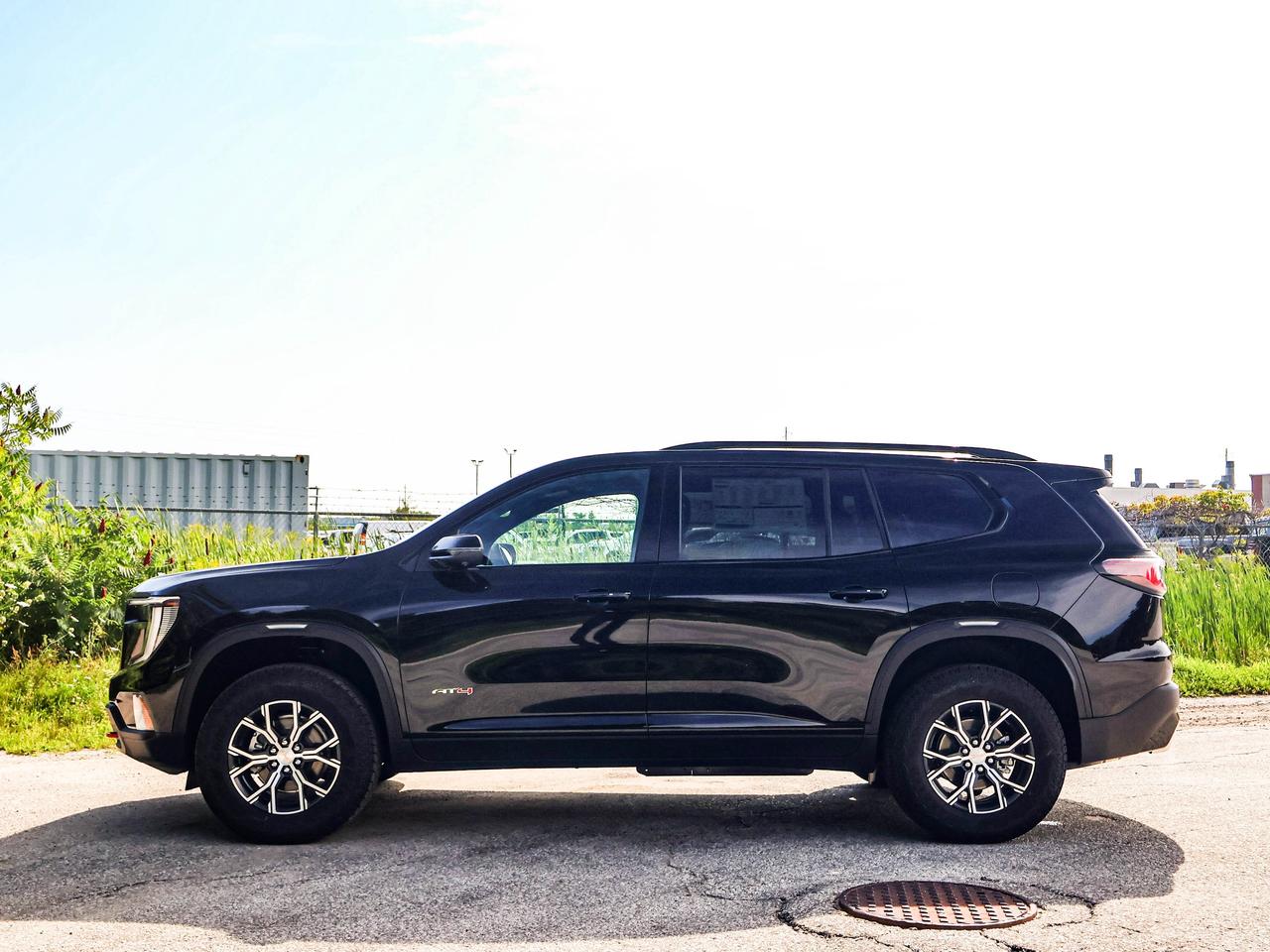 2027 GMC Acadia AT4 Photo