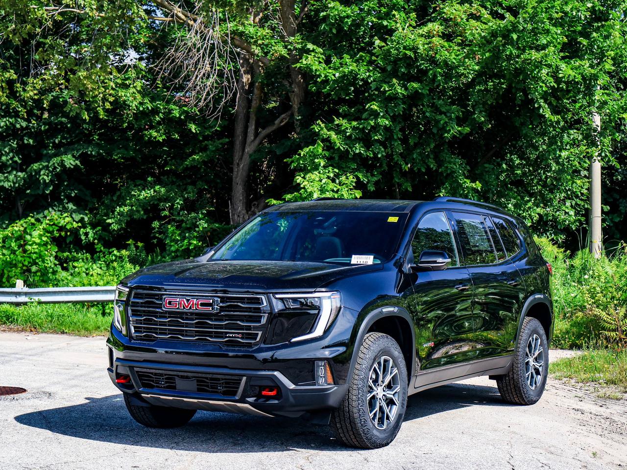 2027 GMC Acadia AT4 Photo