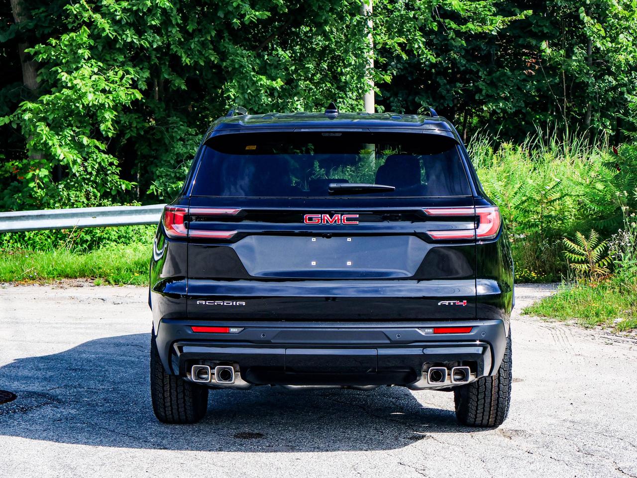 2027 GMC Acadia AT4 Photo