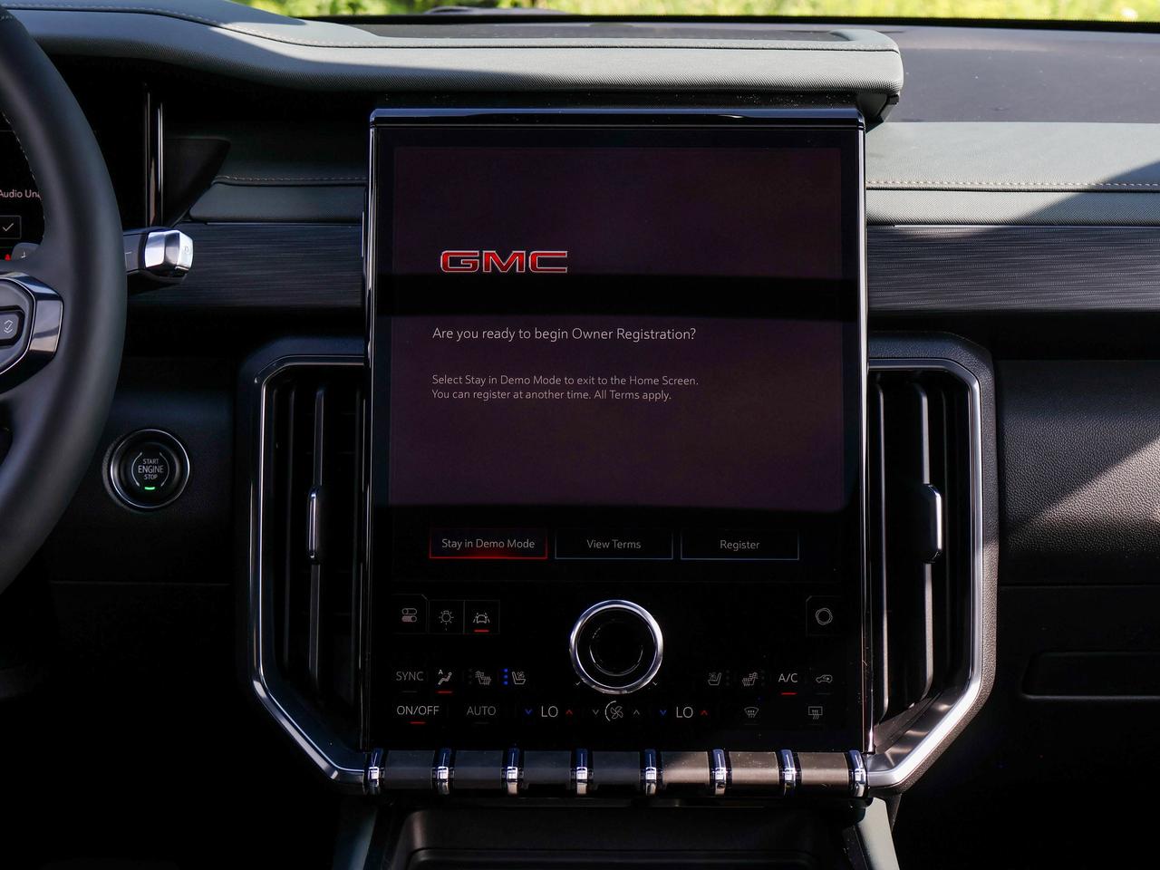 2027 GMC Acadia AT4 Photo