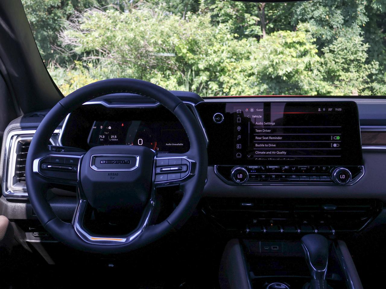 2026 GMC Canyon Denali Photo