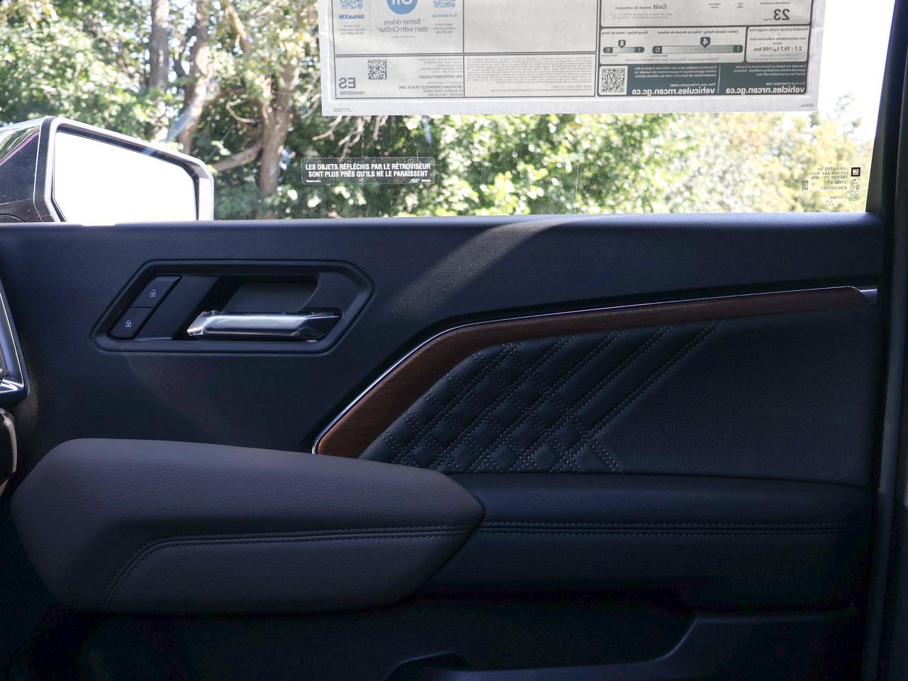 2026 GMC Canyon Denali Photo