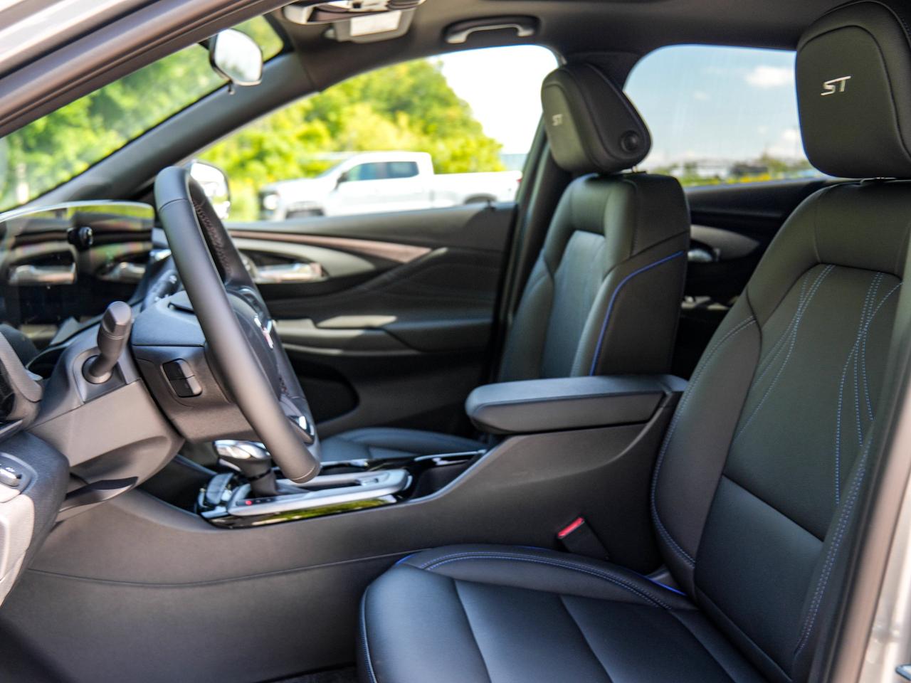 2026 Buick Envista Sport Touring Photo