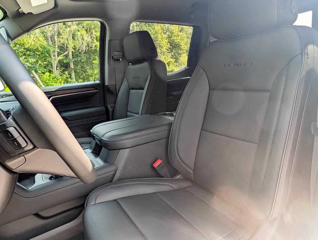 2026 GMC Sierra 1500 Denali Photo
