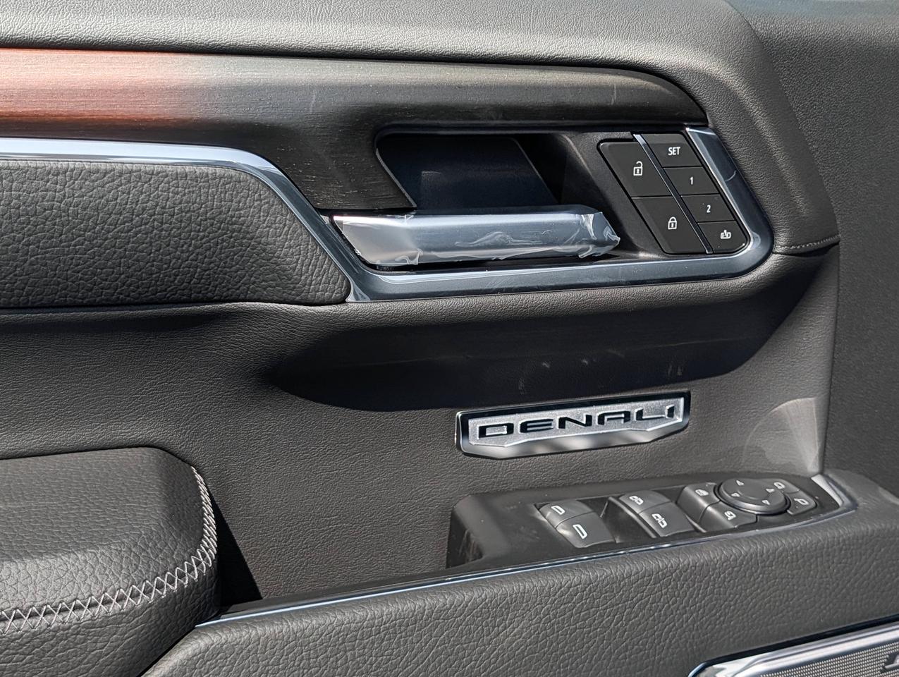 2026 GMC Sierra 1500 Denali Photo