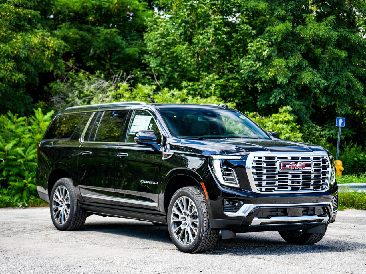 2026 GMC Yukon XL Denali Photo