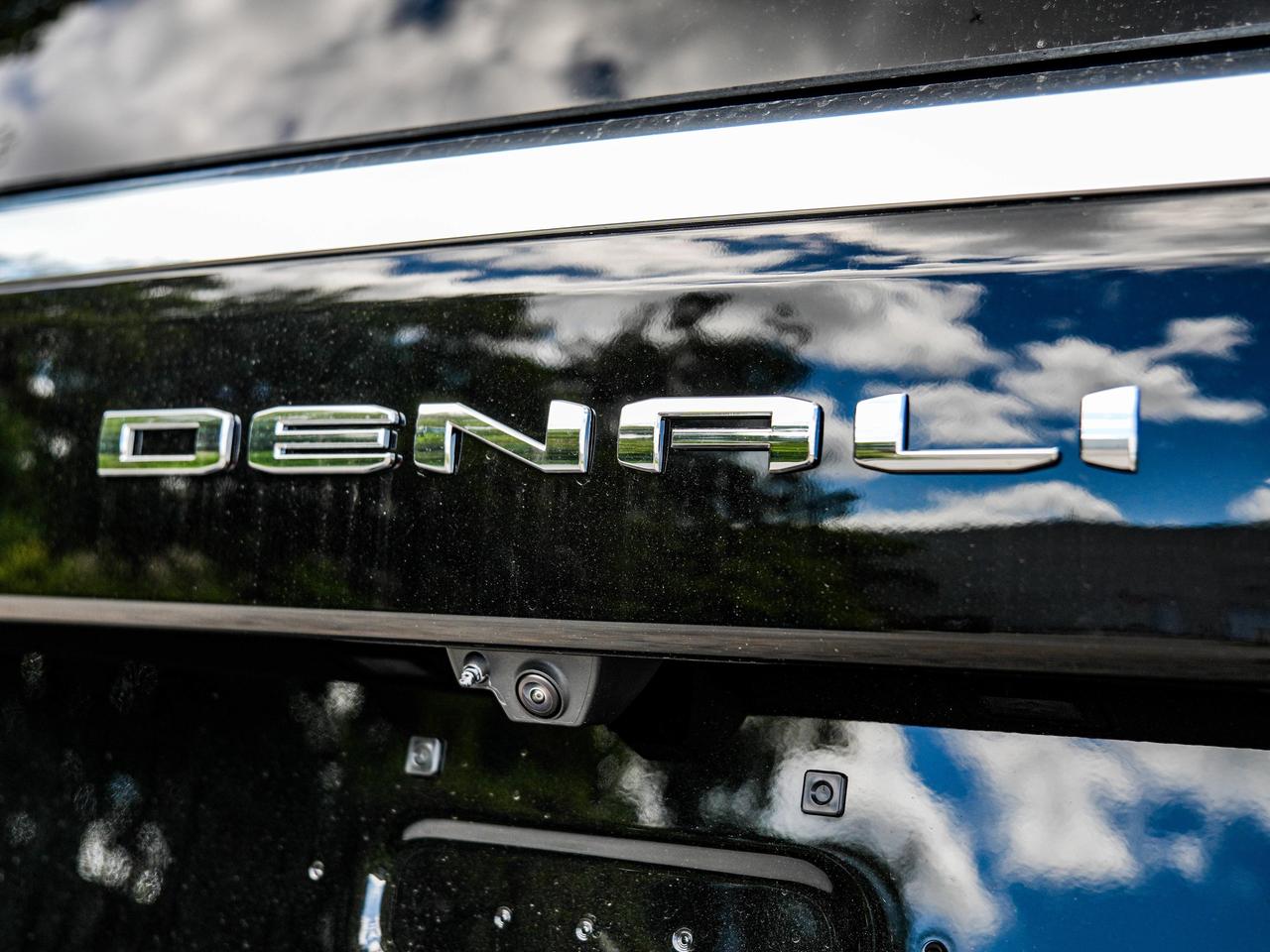 2026 GMC Yukon XL Denali Photo