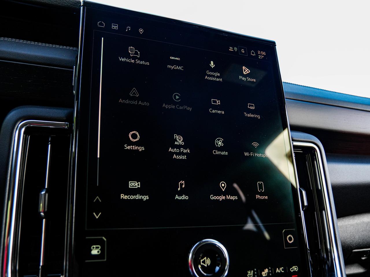 2026 GMC Yukon XL Denali Photo