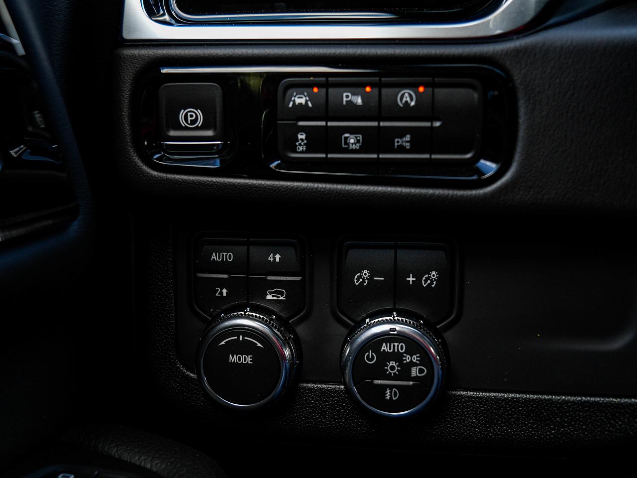 2026 GMC Yukon XL Denali Photo