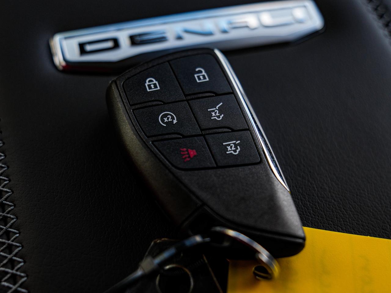 2026 GMC Yukon XL Denali Photo