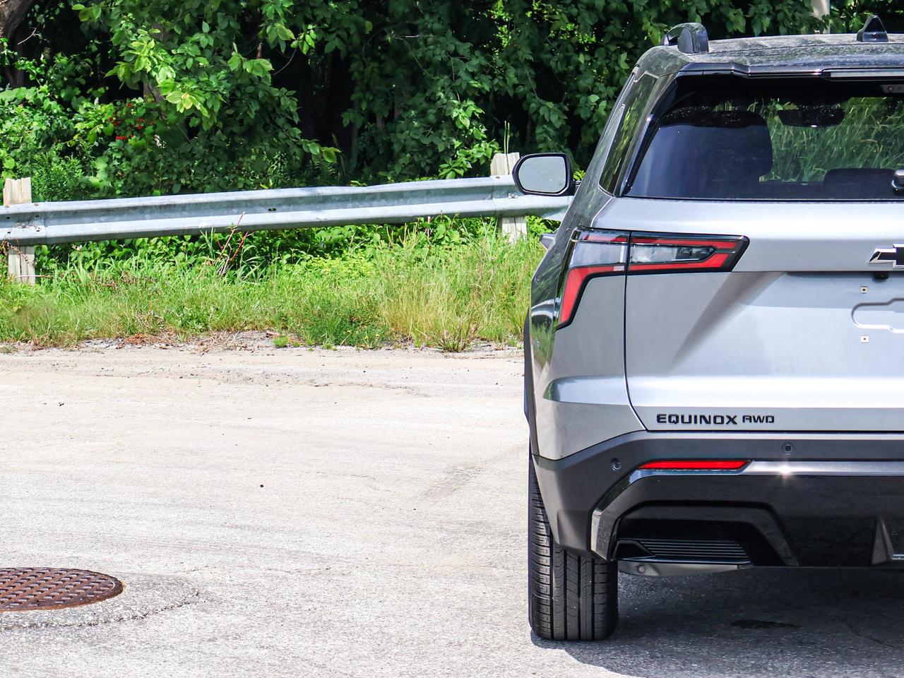 2027 Chevrolet Equinox AWD RS Photo
