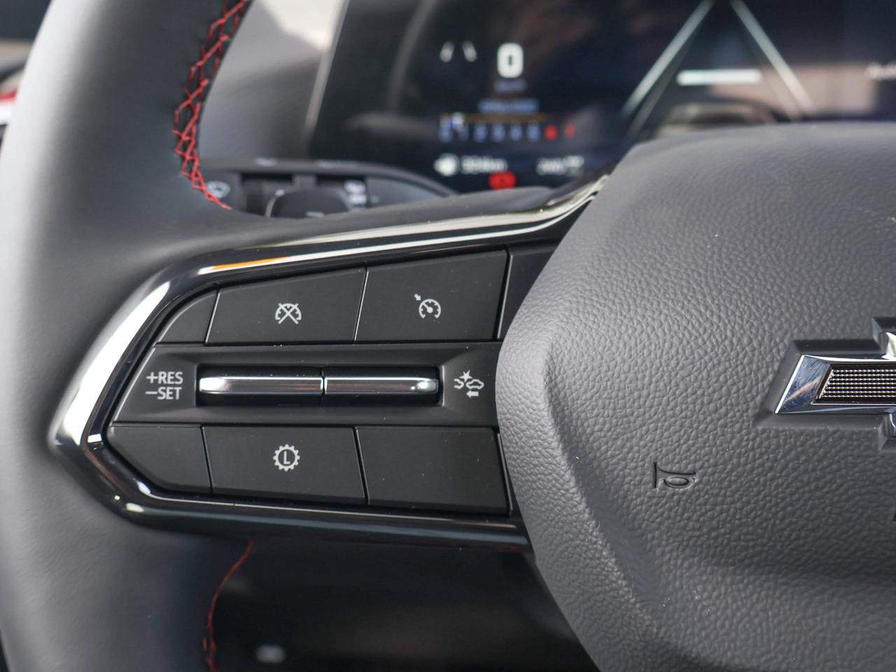 2027 Chevrolet Equinox AWD RS Photo