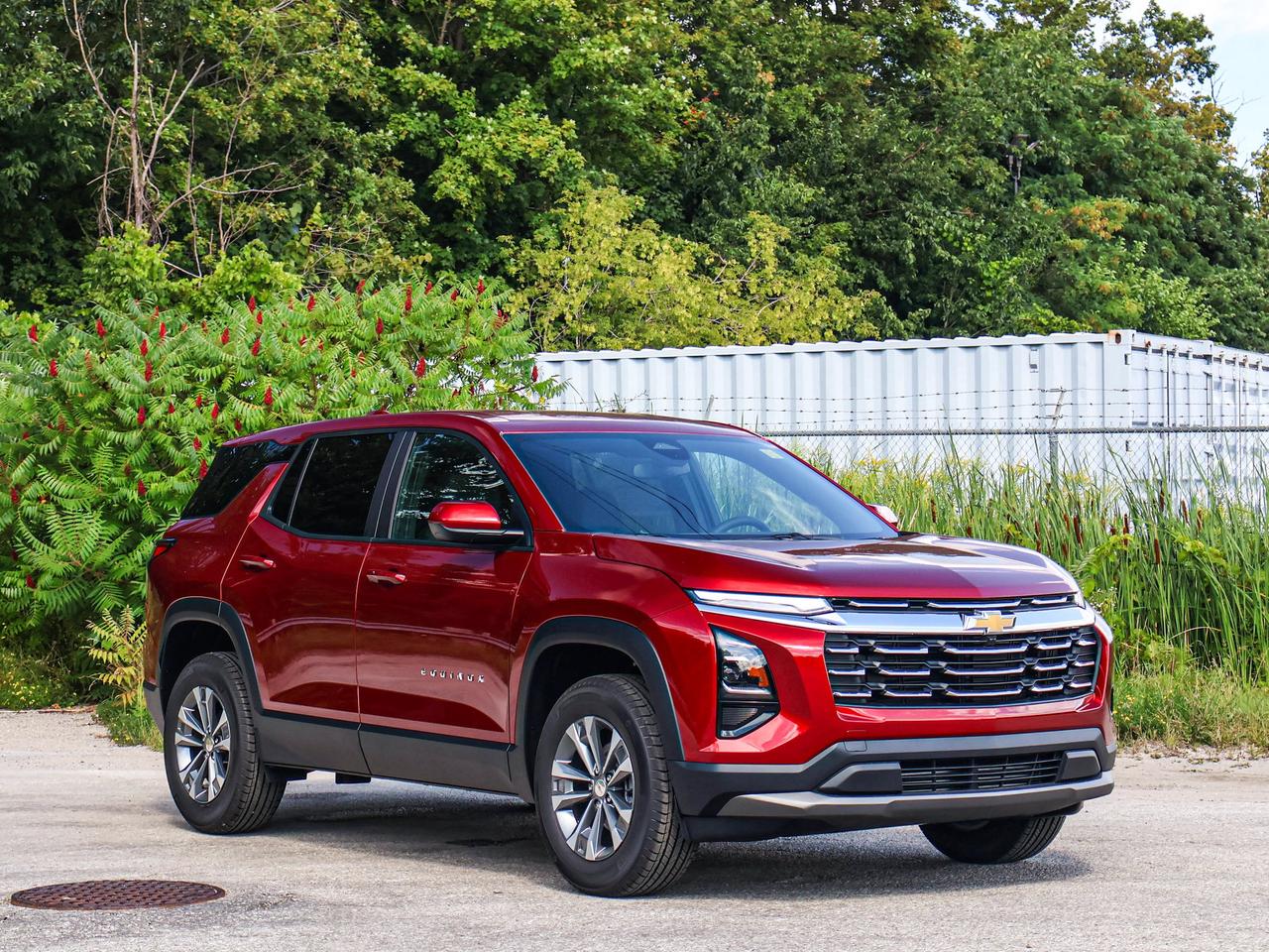 2027 Chevrolet Equinox AWD LT Photo