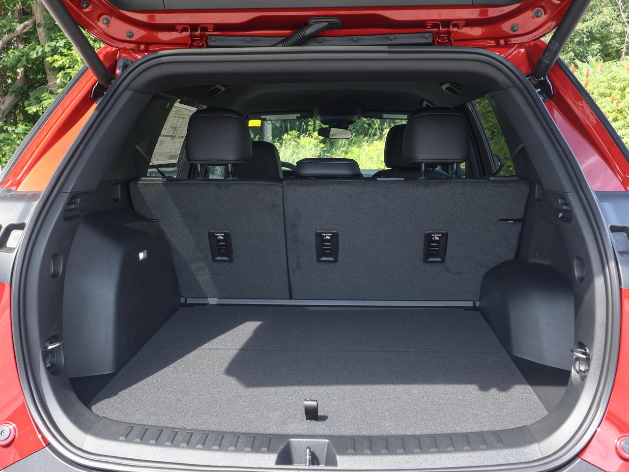 2027 Chevrolet Equinox AWD LT Photo