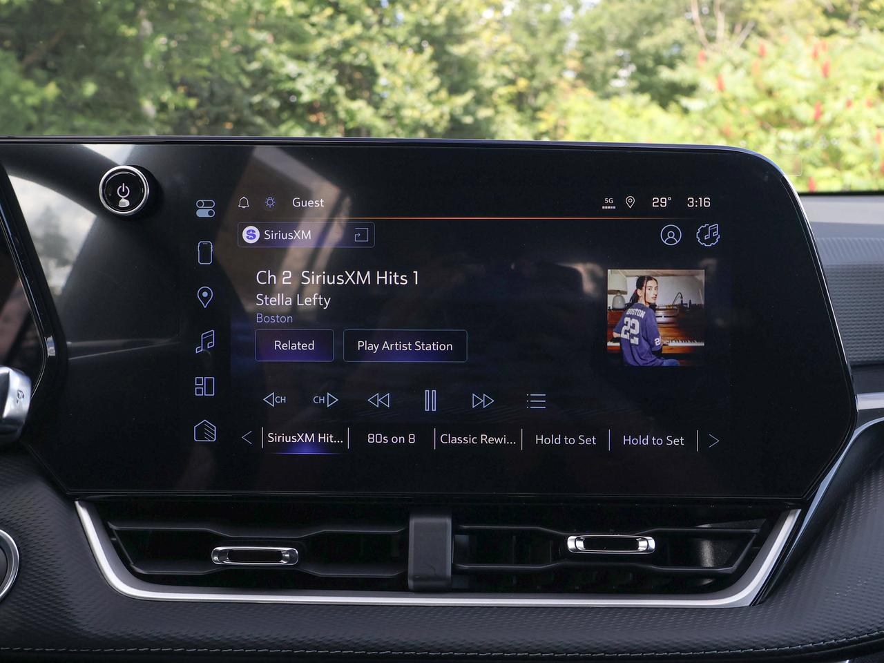 2027 Chevrolet Equinox AWD LT Photo