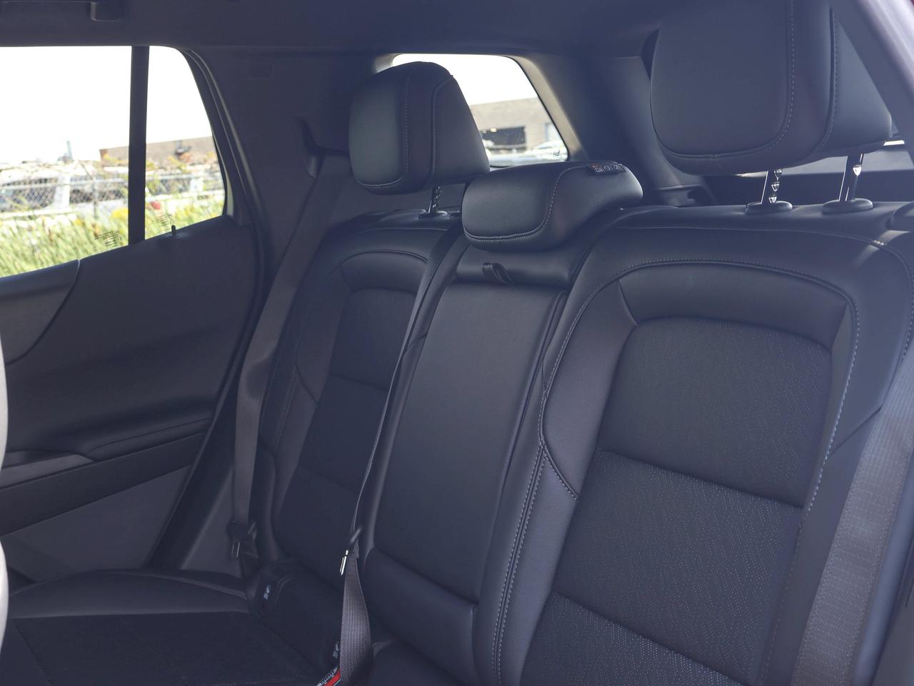 2027 Chevrolet Equinox AWD LT Photo