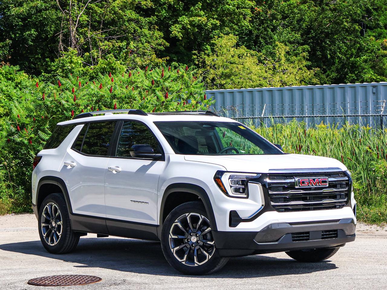 2027 GMC Terrain AWD Elevation Photo5