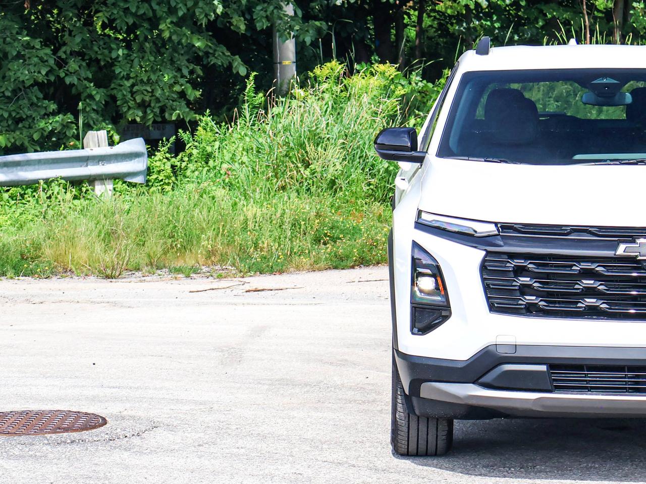2027 Chevrolet Equinox AWD LT Photo4