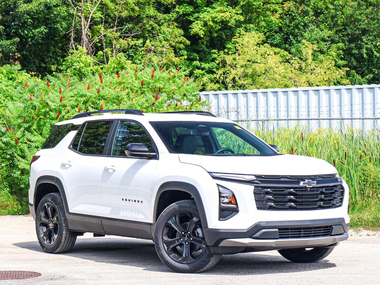 2027 Chevrolet Equinox AWD LT Photo5