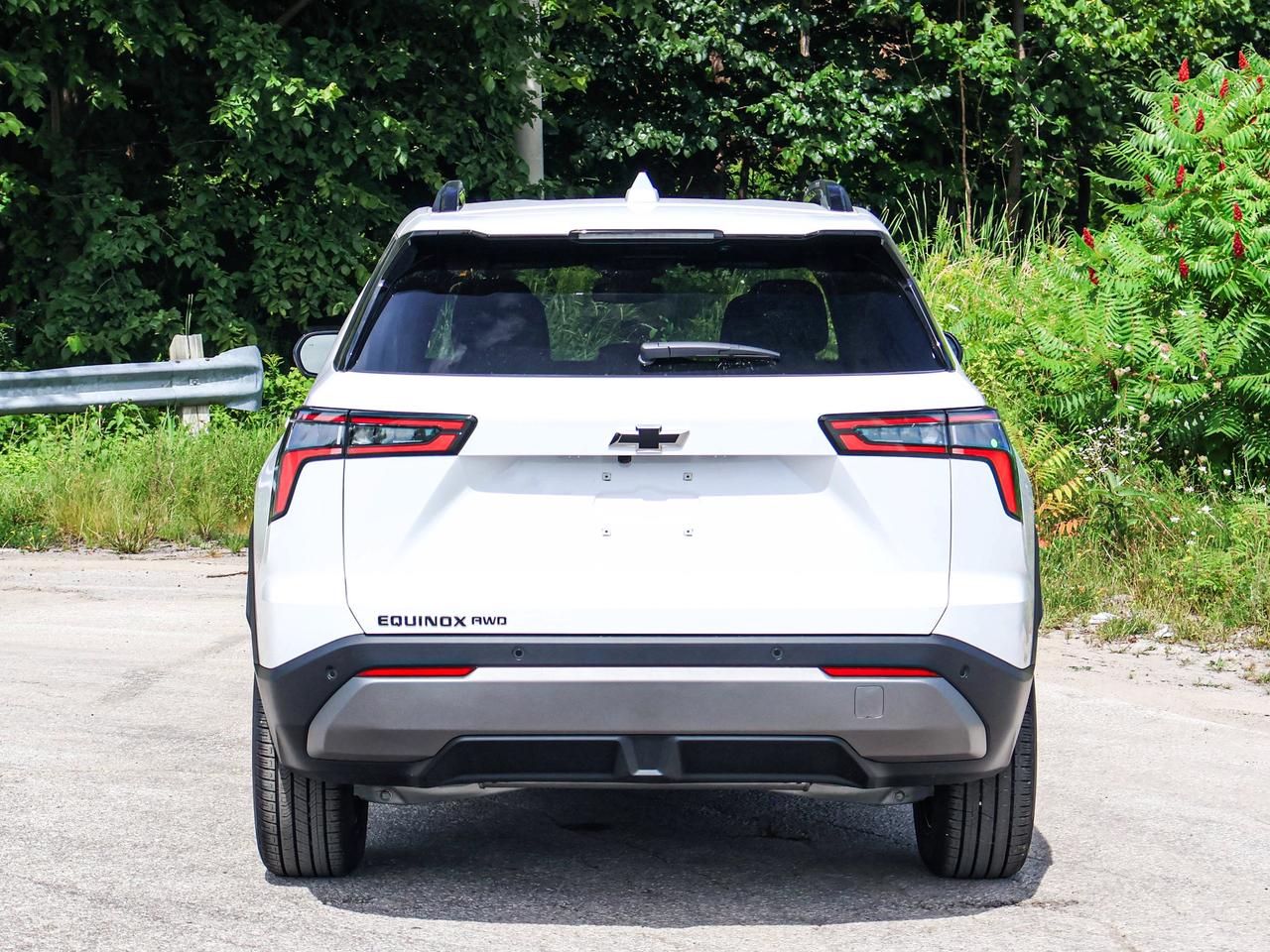 2027 Chevrolet Equinox AWD LT Photo