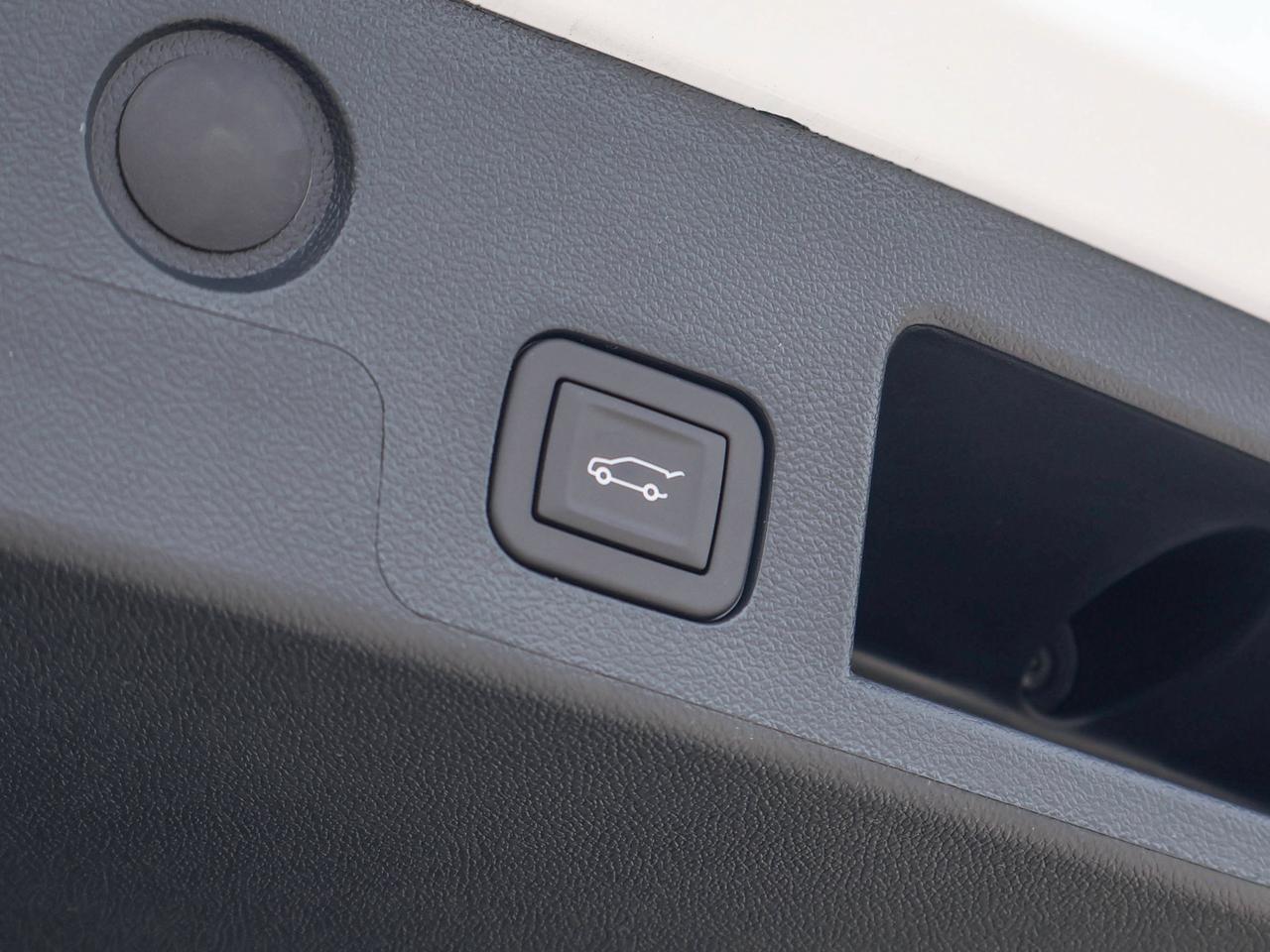 2027 Chevrolet Equinox AWD LT Photo