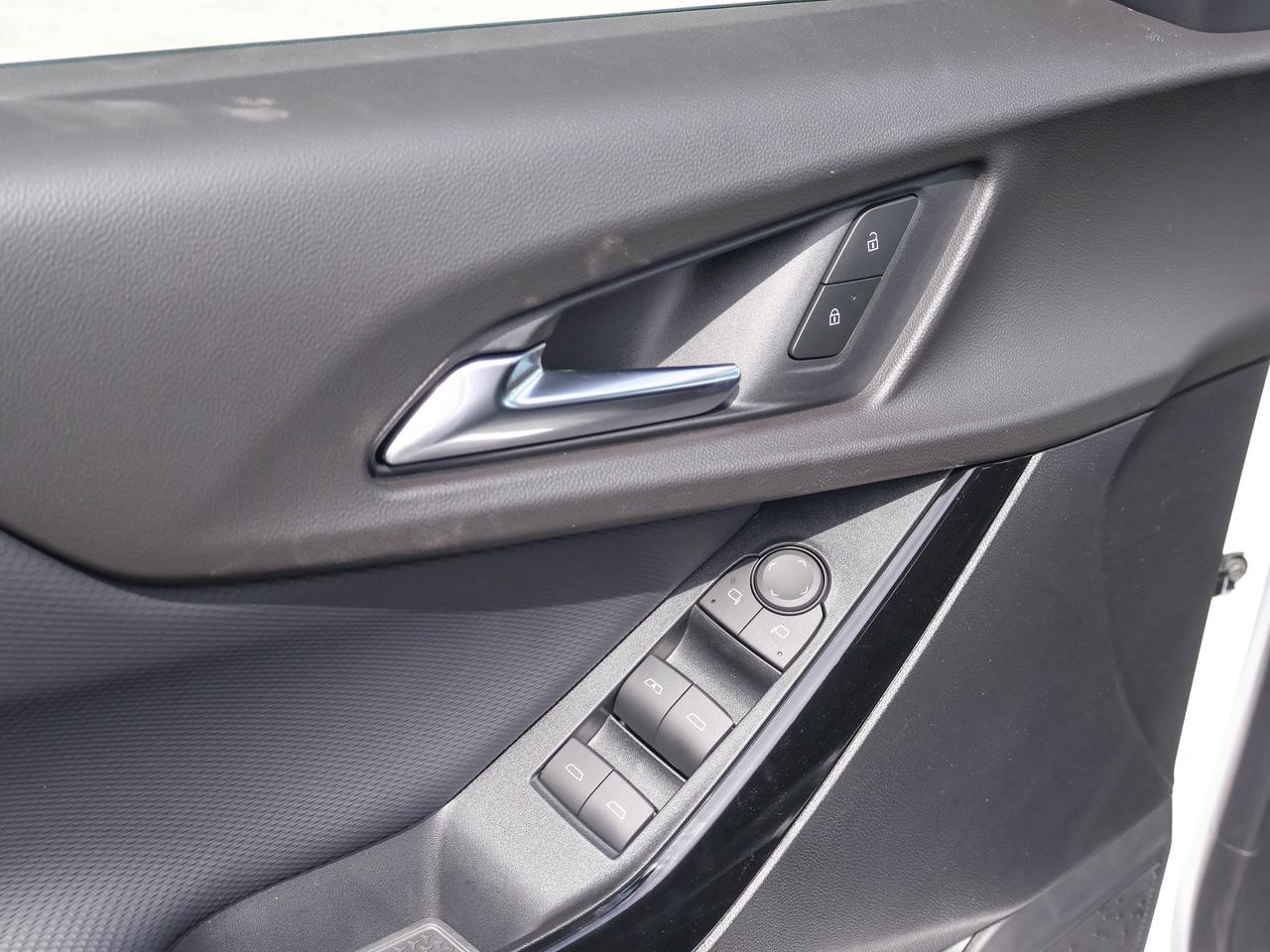 2027 Chevrolet Equinox AWD LT Photo