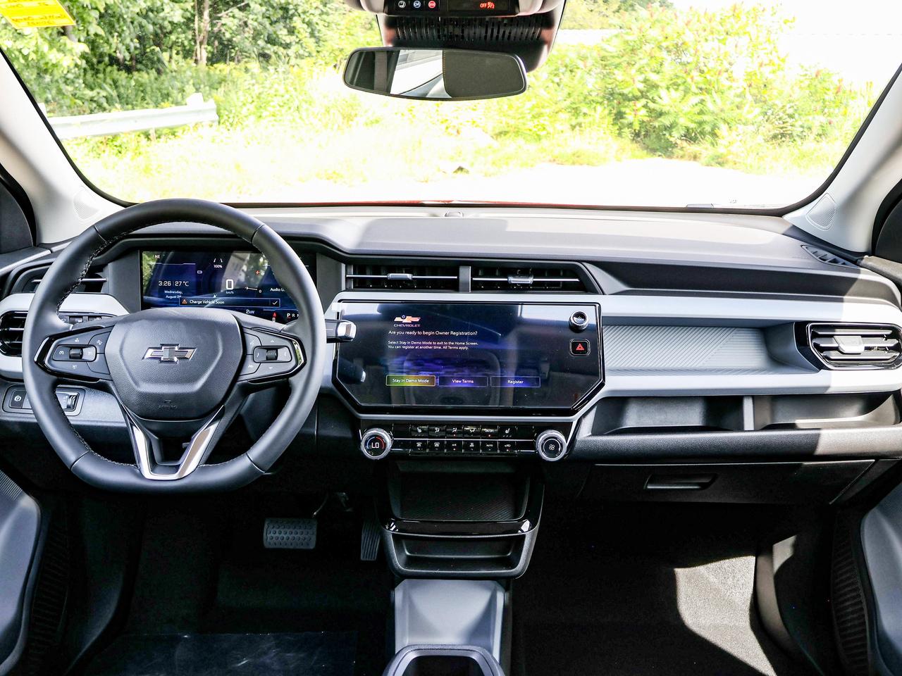 2027 Chevrolet Bolt LT Photo