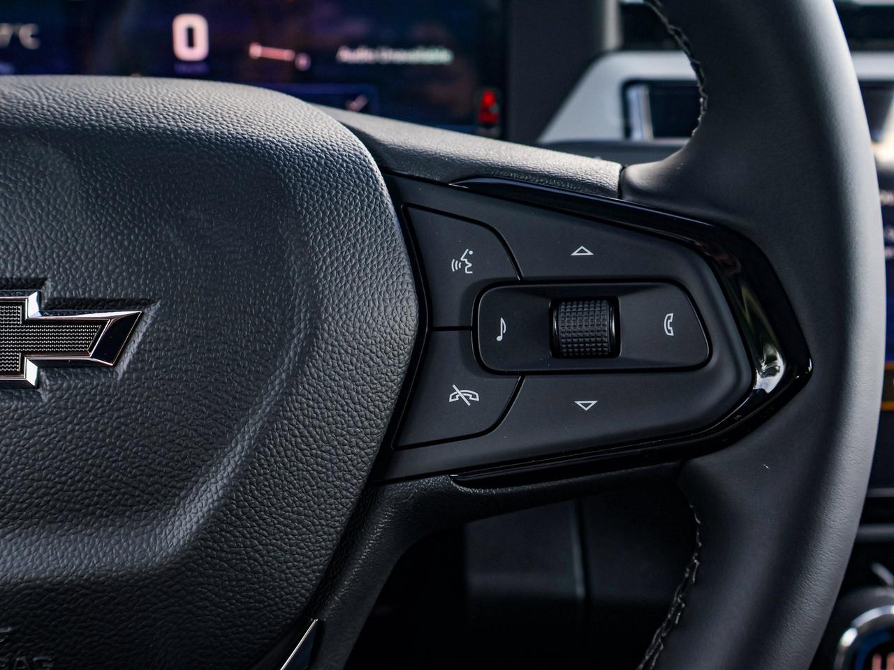 2027 Chevrolet Bolt LT Photo